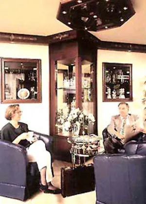 Consul Hotel 3*